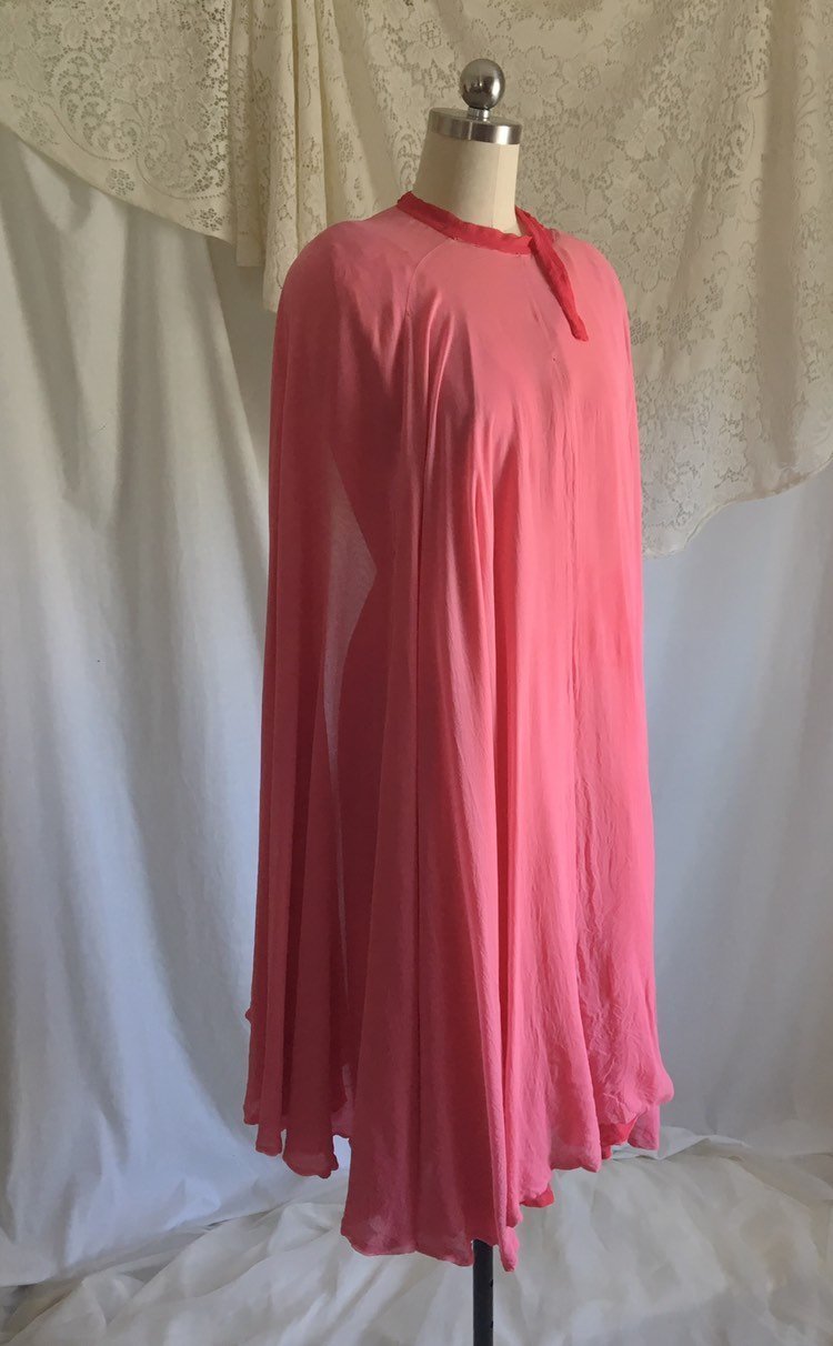 Vintage 1960's Pencil Dress with Cape Set | Scarlet Red & Light Pink Silk Chiffon | Bloomfield's | Size XS - Daggers & Dames