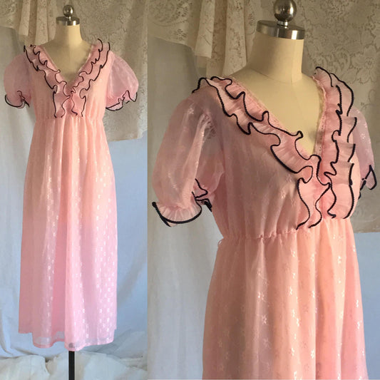 Vintage 1960's Pink Ruffled Nightgown - Daggers & Dames