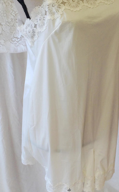Vintage 1960's Teddy Romper | White Nylon & Lace with Snap Crotch | Gaymode | Size SM - MED - Daggers & Dames