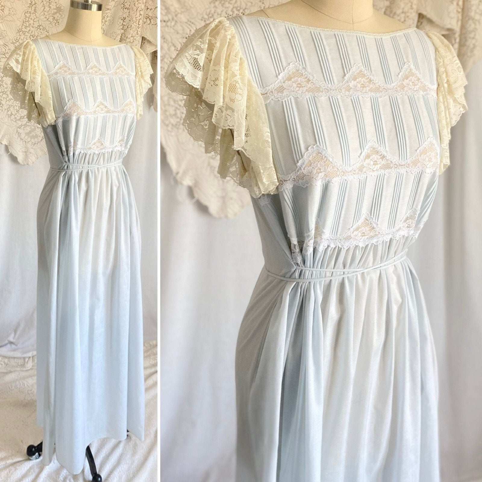 Vintage 1970's Lounge Dress | Pale Powder Blue Cotton with White Ruffled Lace | Size S, M | Oscar De La Renta for Swirl - Daggers & Dames