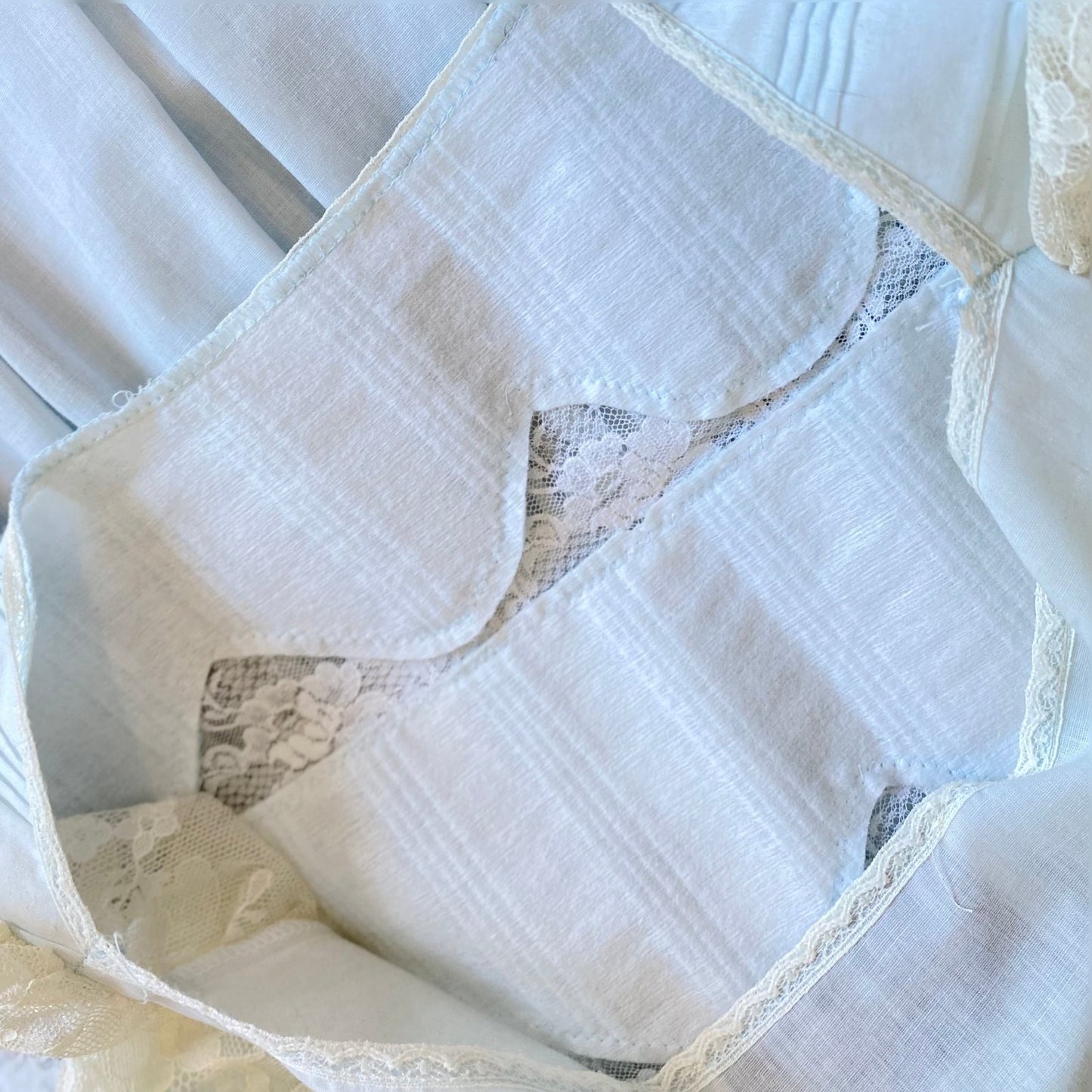 Vintage 1970's Lounge Dress | Pale Powder Blue Cotton with White Ruffled Lace | Size S, M | Oscar De La Renta for Swirl - Daggers & Dames
