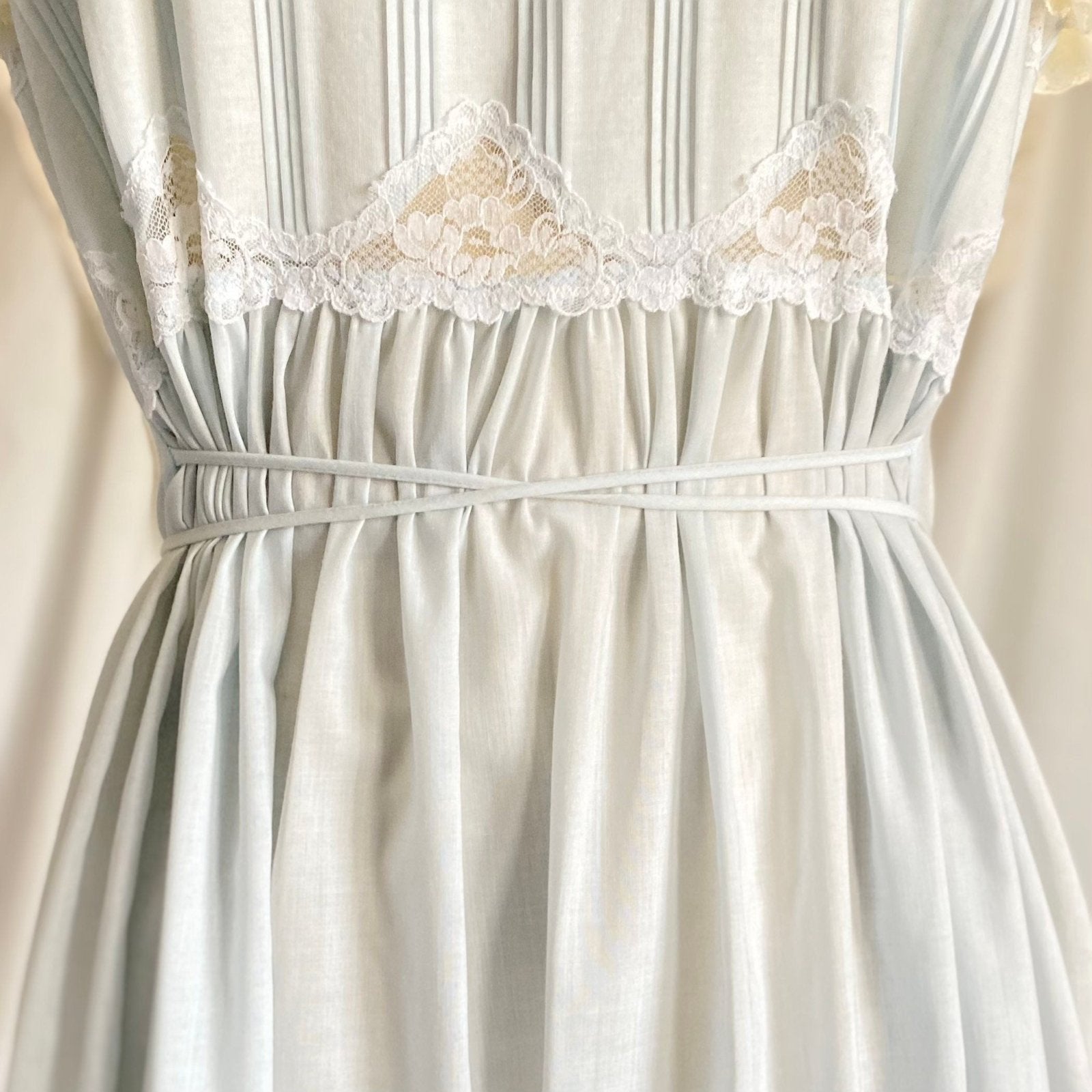 Vintage 1970's Lounge Dress | Pale Powder Blue Cotton with White Ruffled Lace | Size S, M | Oscar De La Renta for Swirl - Daggers & Dames