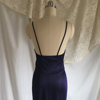 Vintage 1970's Nightgown | Silky Blue Polyester | 70's does 40's Slip Dress | Size XSM/SM - Daggers & Dames