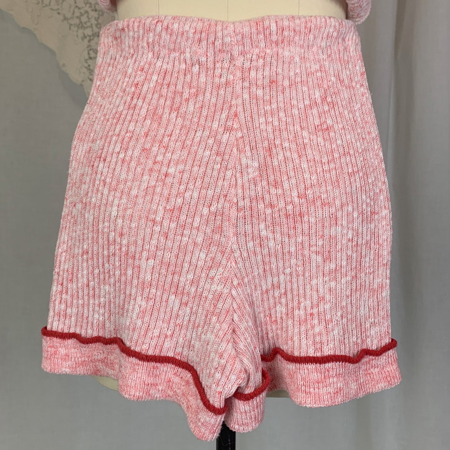 Vintage 1970's Pajama Set | 3 Piece Pink & White Calico Sweater Knit | Size S, M | Beeline - Daggers & Dames