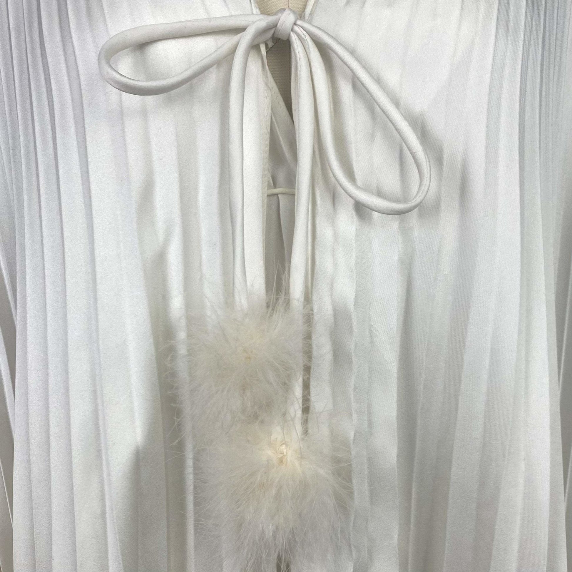 Vintage 1970's Peignoir Set | Lunar White Pleated Satin with Marabou Feather Trim | Size 34-38 Bust, S, M, LG | Odette Barsa - Daggers & Dames