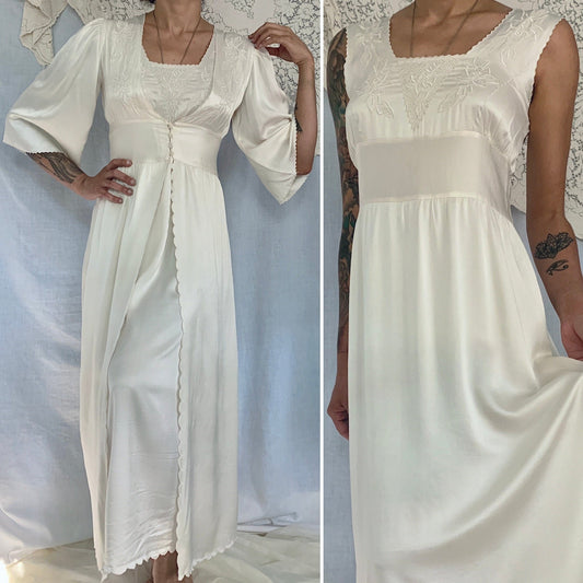 Vintage 1970's Peignoir Set | Snow White Silk Satin with Rose Embroidery | Size M | Peony, Shanghai China - Daggers & Dames