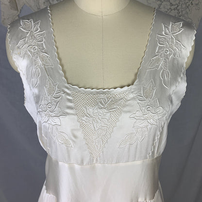Vintage 1970's Peignoir Set | Snow White Silk Satin with Rose Embroidery | Size M | Peony, Shanghai China - Daggers & Dames