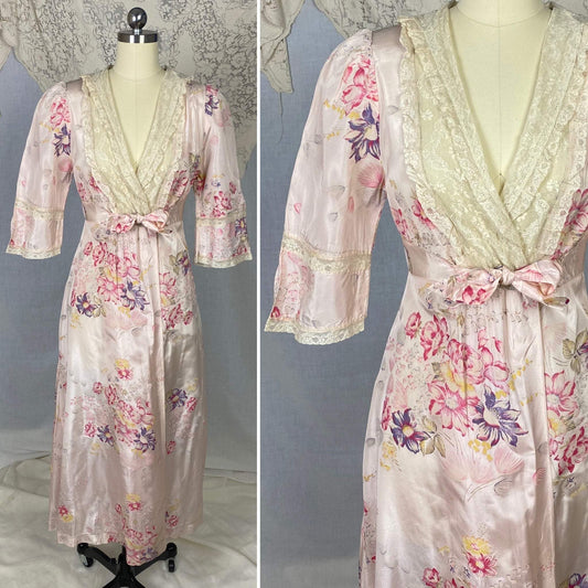 Vintage Robe - 1950's | Pale Rose Pink Taffeta with Bright Floral Print & Ivory Lace | Size XS Petite - Daggers & Dames